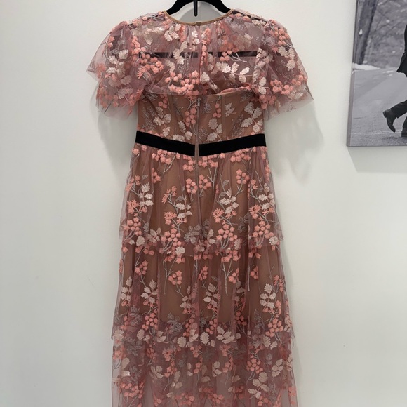 Self Portrait FLORAL-EMBROIDERED TIERED SATIN AND TULLE DRESS IN PINK - Picture 5 of 5